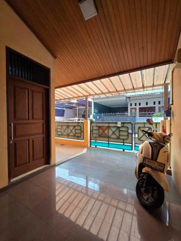 dijual rumah duren sawit jakarta timur