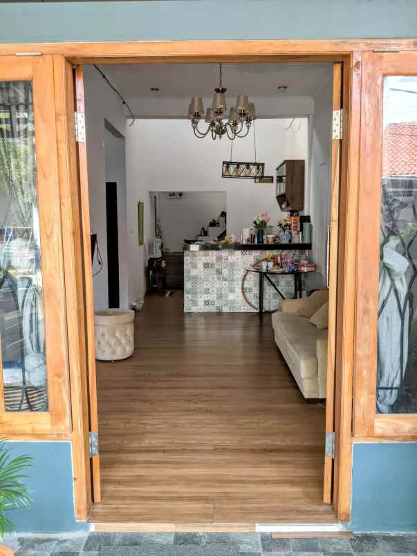 dijual rumah duren seribu