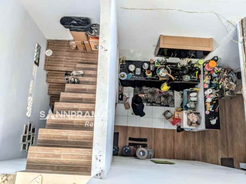 dijual rumah duren seribu