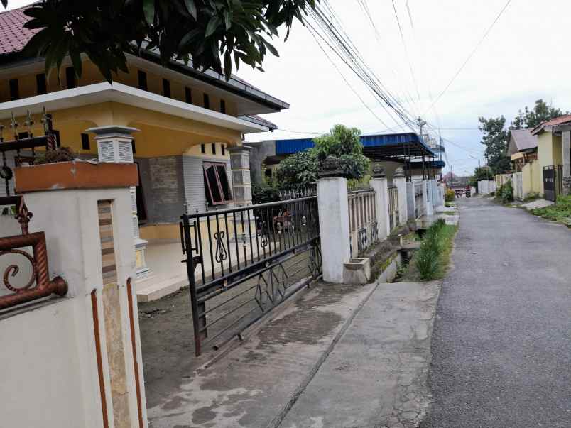 dijual rumah elite aman nyaman asri strategis