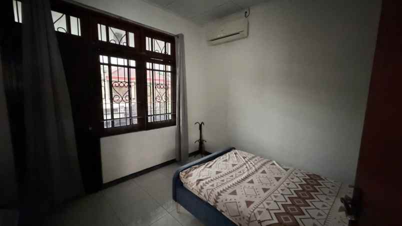 dijual rumah eramas 2000 real estate