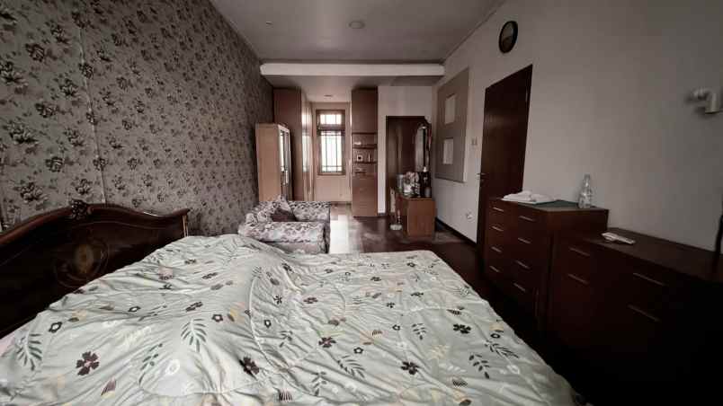 dijual rumah eramas 2000 real estate