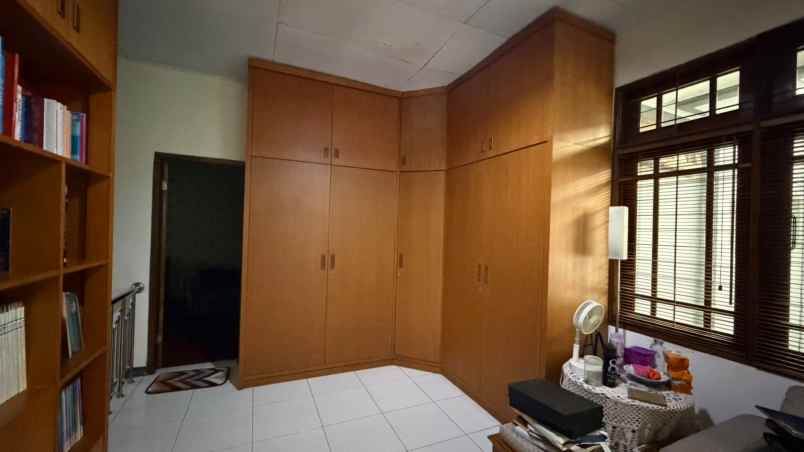 dijual rumah eramas 2000 real estate
