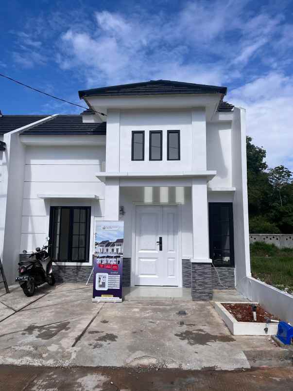 dijual rumah eropa klasik terlaris di bedahan depok