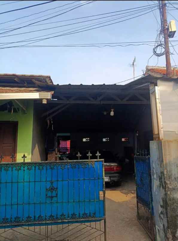 dijual rumah gg kemuning