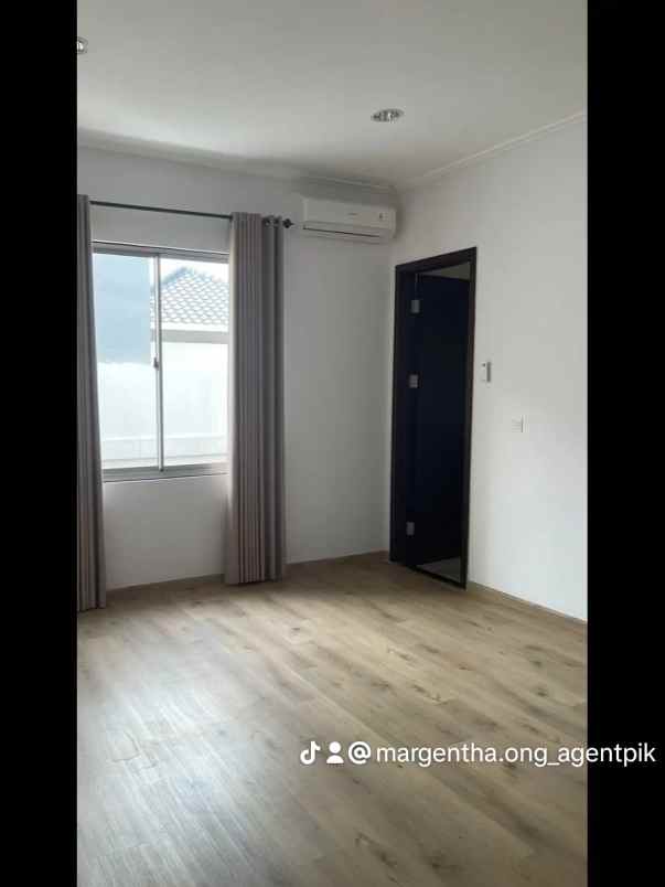 dijual rumah golf island pik