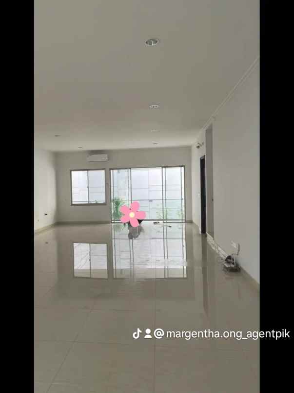 dijual rumah golf island pik