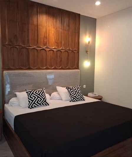 dijual rumah graha family surabaya