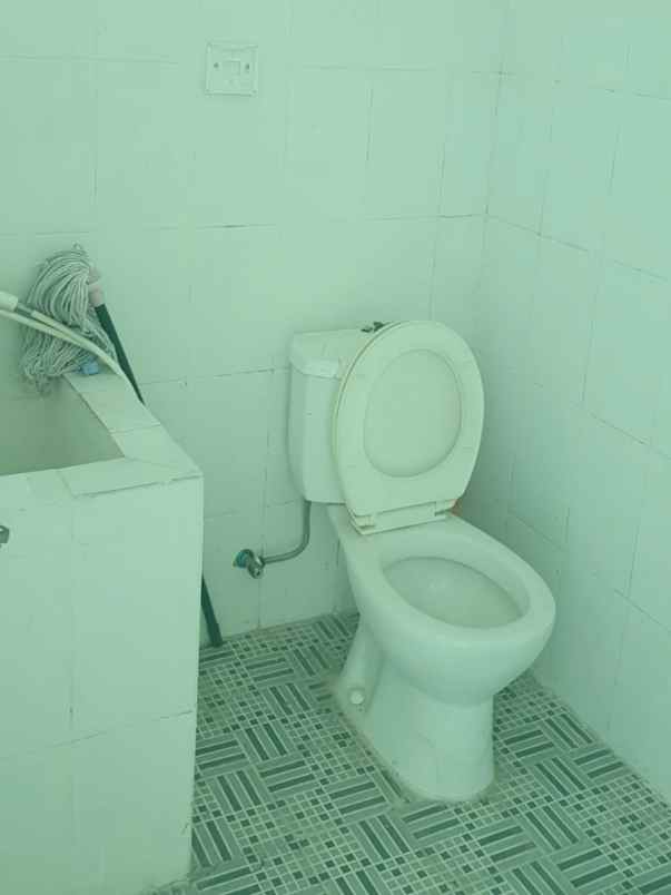 dijual rumah greenlake wonorejo