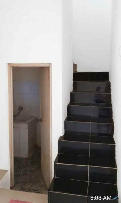 dijual rumah greenlake wonorejo