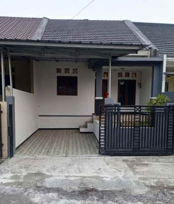 dijual rumah griya jakarta pamulang tangsel