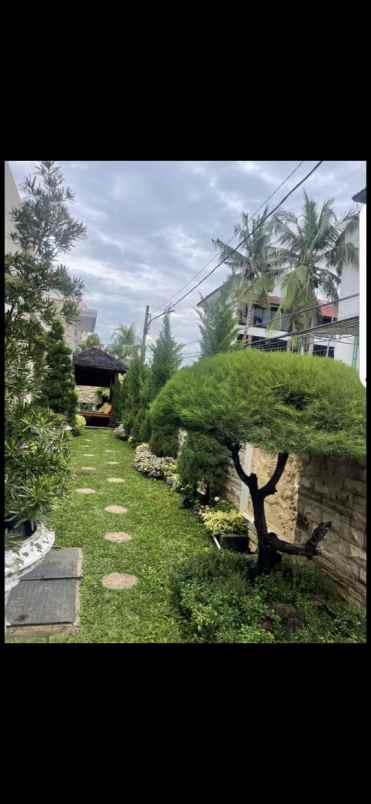 dijual rumah grogol selatan