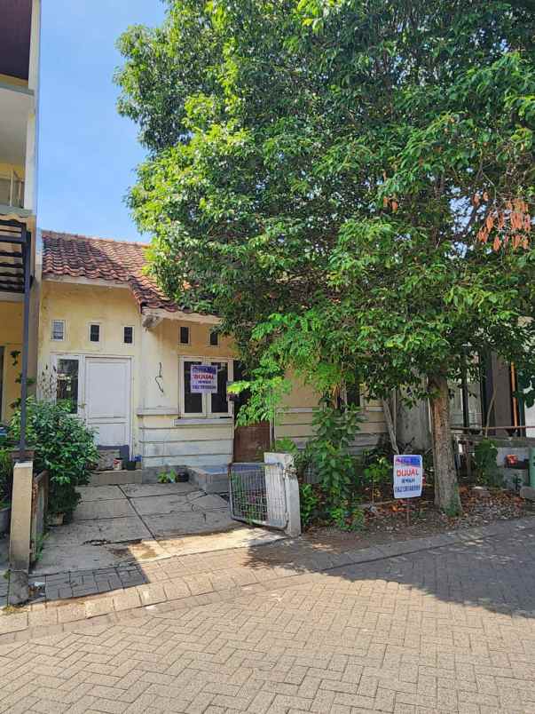 dijual rumah hitung tanah bukit palma citraland