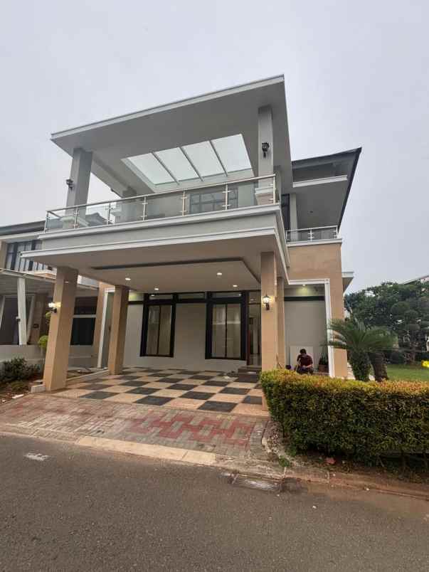 dijual rumah hook kota wisata