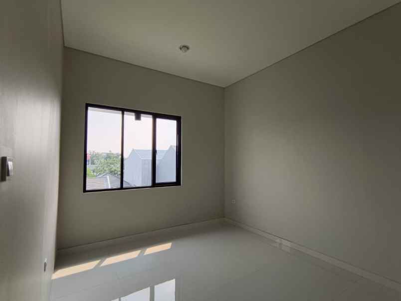 dijual rumah imperial gading sukapura
