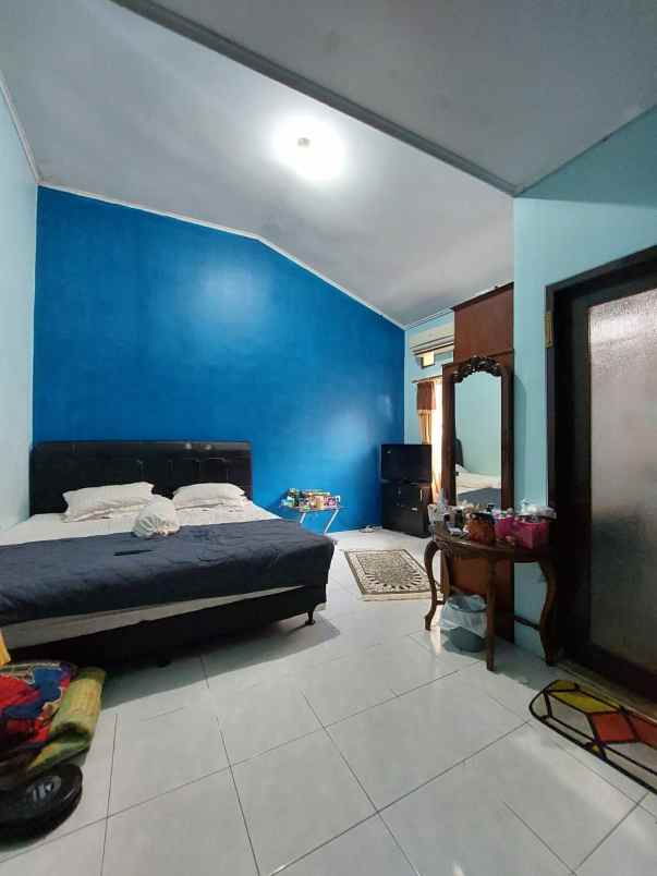 dijual rumah istimewa posisi hook di graha bintaro