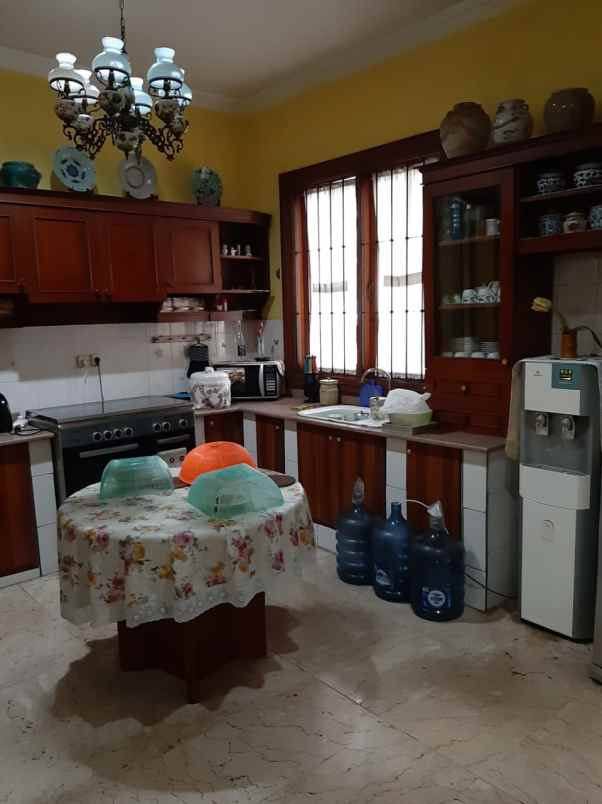 dijual rumah jagakarsa