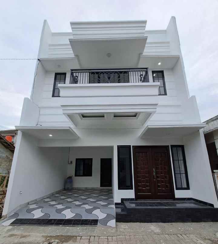 dijual rumah jagakarsa jakarta selatan