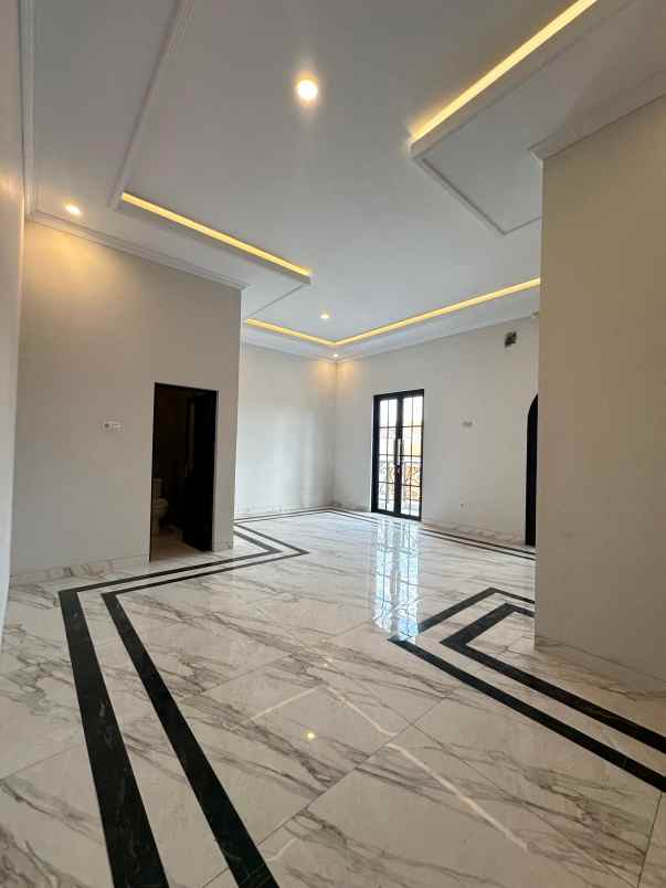 dijual rumah jagakarsa jakarta selatan