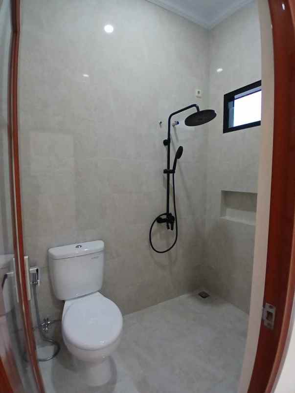 dijual rumah jagakarsa jakarta selatan