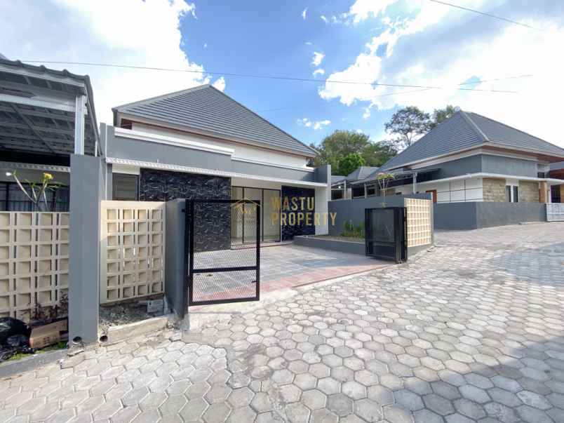 dijual rumah jalan besi jangkang