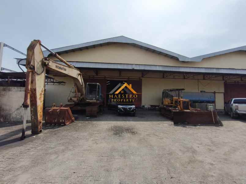 dijual rumah jalan irian barat pasar iv