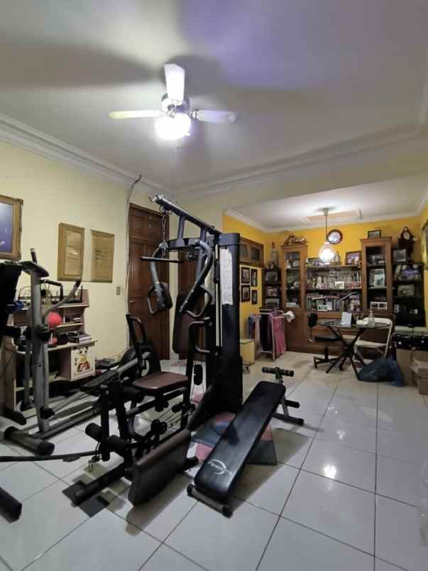 dijual rumah jalan kartini sawah besar