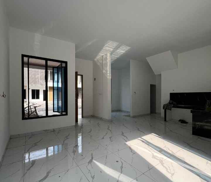 dijual rumah jalan pendidikan metal