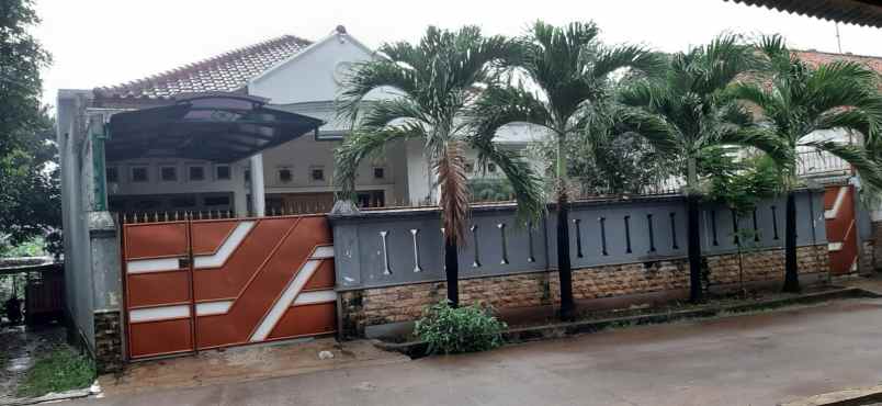 dijual rumah jalan siti 1 kp ciketing