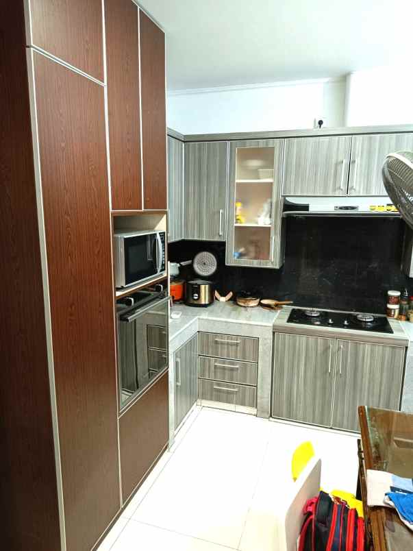 dijual rumah janur elok kelapa gading