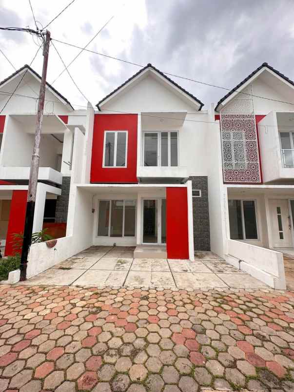 dijual rumah jatibening