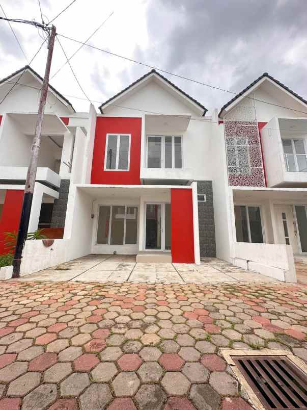 dijual rumah jatibening