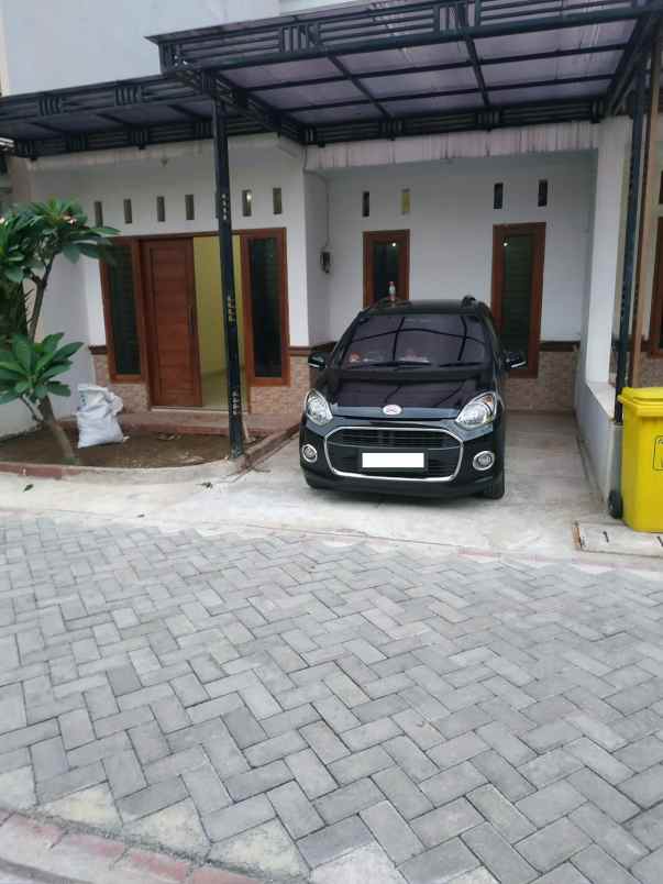 dijual rumah jaticempaka pondok gede