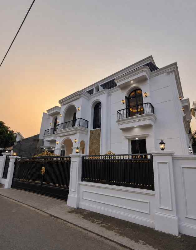 dijual rumah jatipadang