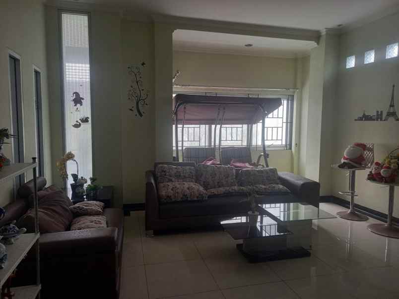 dijual rumah jl cendrawasih no 18 a rt