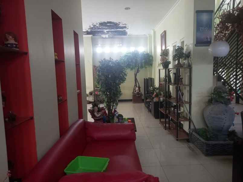 dijual rumah jl cendrawasih no 18 a rt