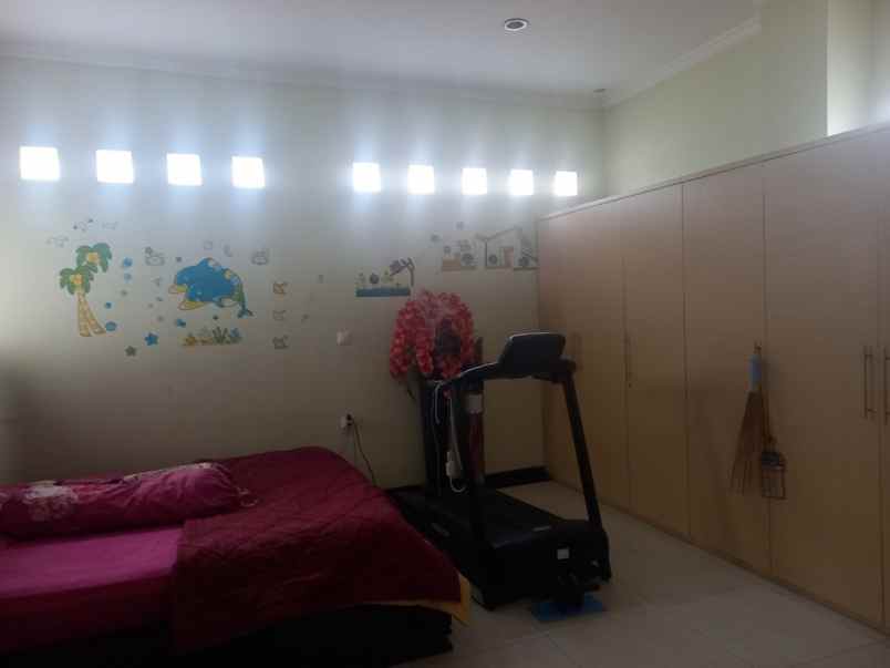 dijual rumah jl cendrawasih no 18 a rt