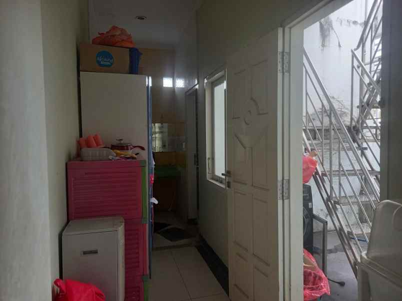 dijual rumah jl cendrawasih no 18 a rt