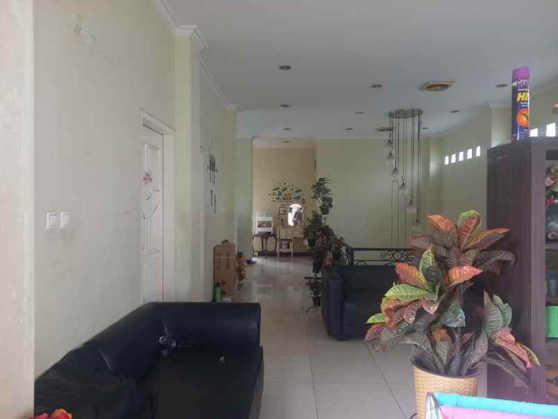 dijual rumah jl cendrawasih no 18 a rt