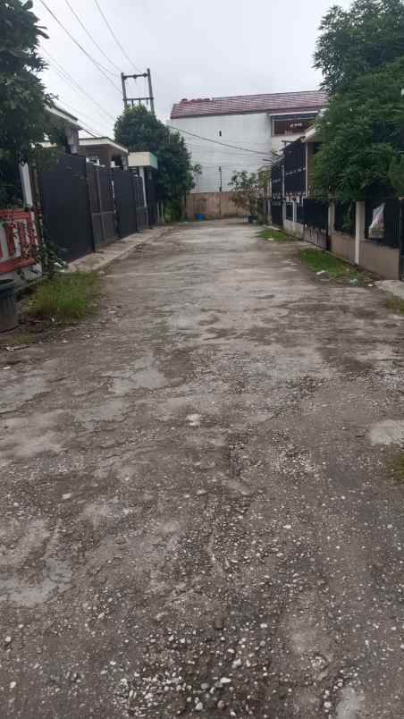 dijual rumah jl guna karya