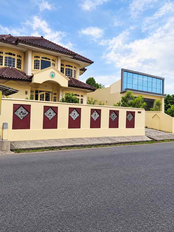 dijual rumah jl ipik gandamanah ciseureuh
