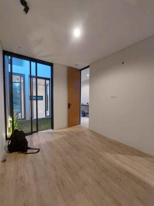 dijual rumah jl kaliurang km 11