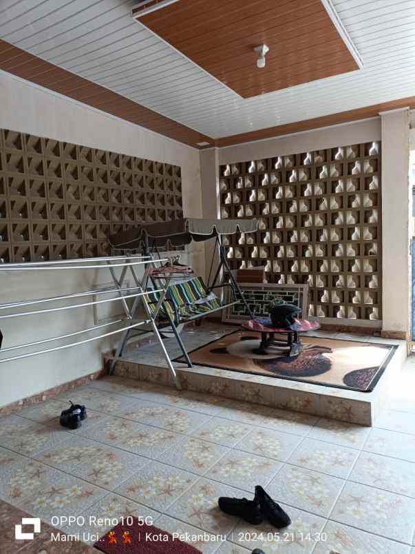 dijual rumah jl kartama