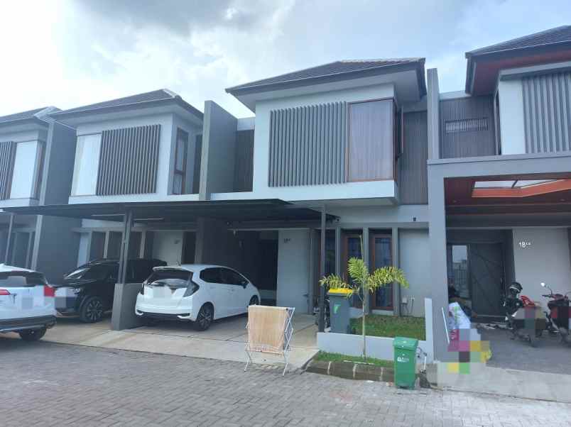 dijual rumah jl margahayu