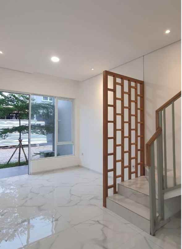 dijual rumah jl nyangka sawangan depok