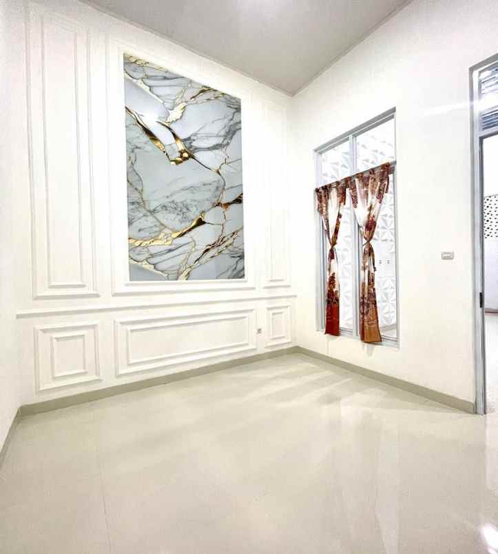 dijual rumah jl palasari kel sudajaya