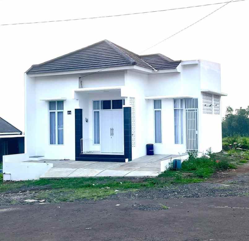 dijual rumah jl palasari kel sudajaya