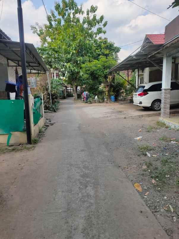 dijual rumah jl parangtritis km 11