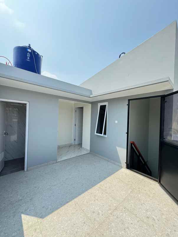 dijual rumah jl pondok kelapa duren