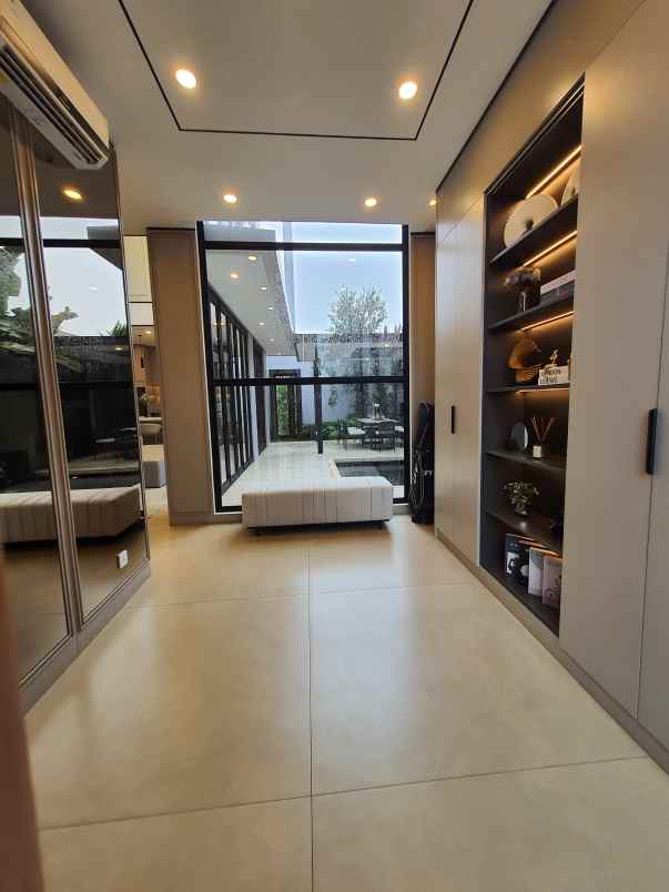 dijual rumah jl raya bojongsari no 53